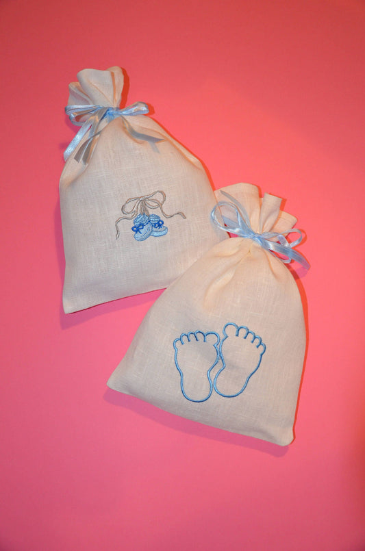 Linen gift bag embroidered baby shower Sewing Fiesta