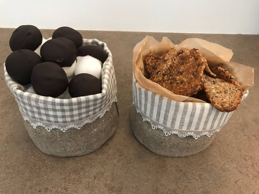 Linen food keeping basket Sewing Fiesta