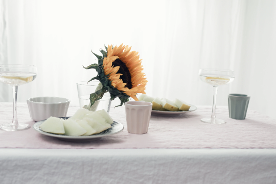 Table Runner Pink