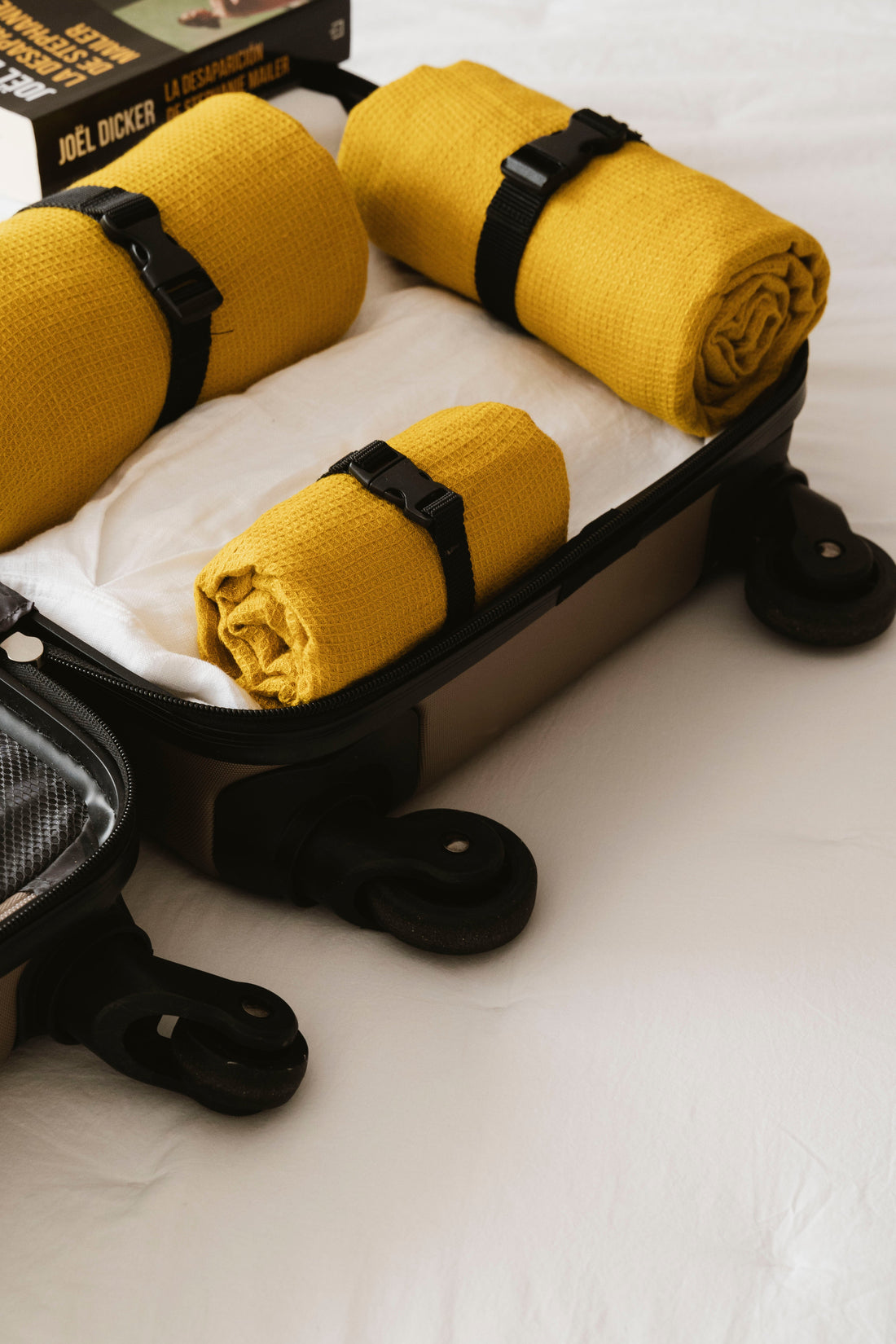 Linen Travel Essentials: Sustainable Fabrics for European Journeys