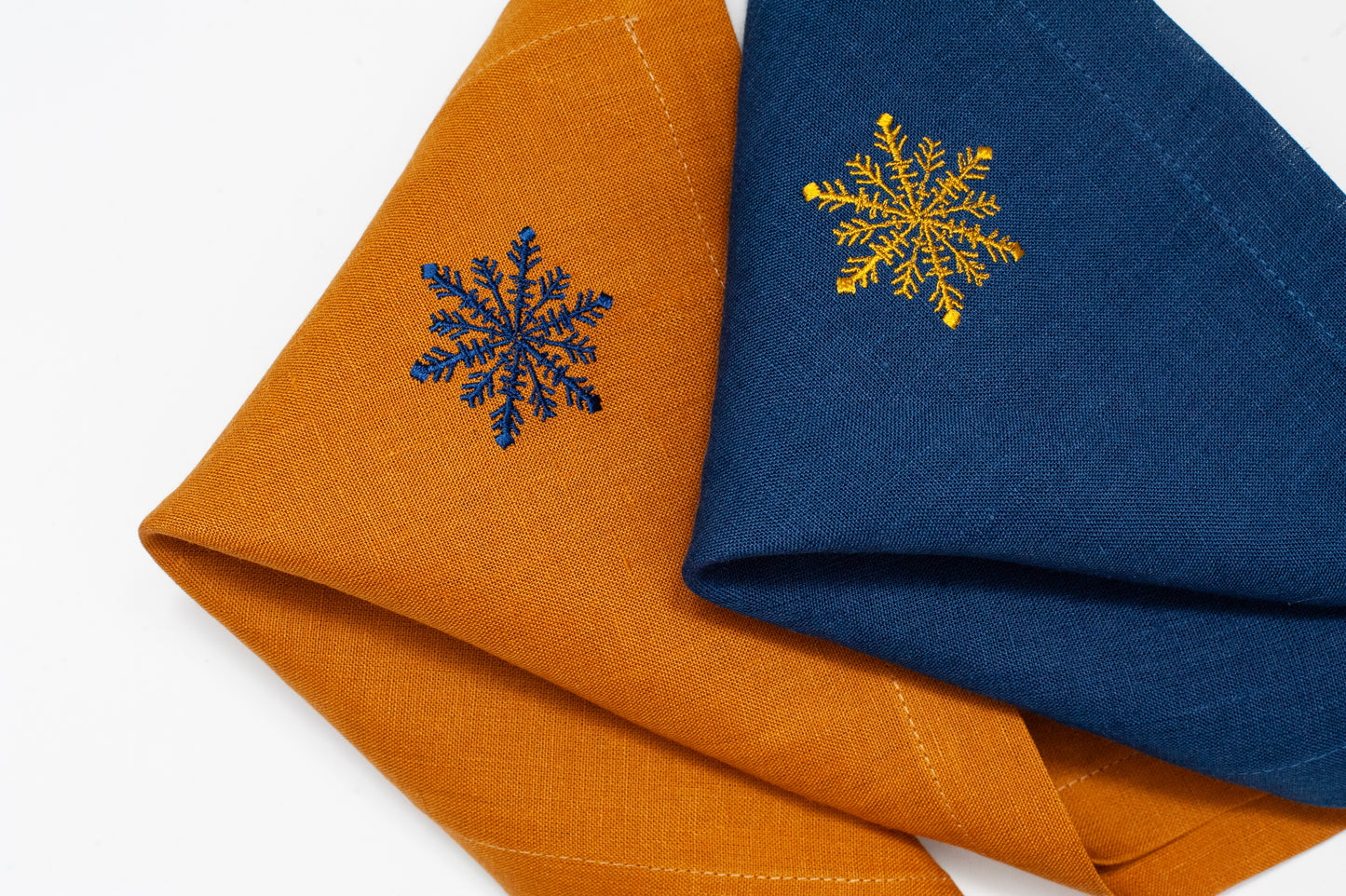 Embroidered Christmas Table Napkins: A Gift of Festive Charm