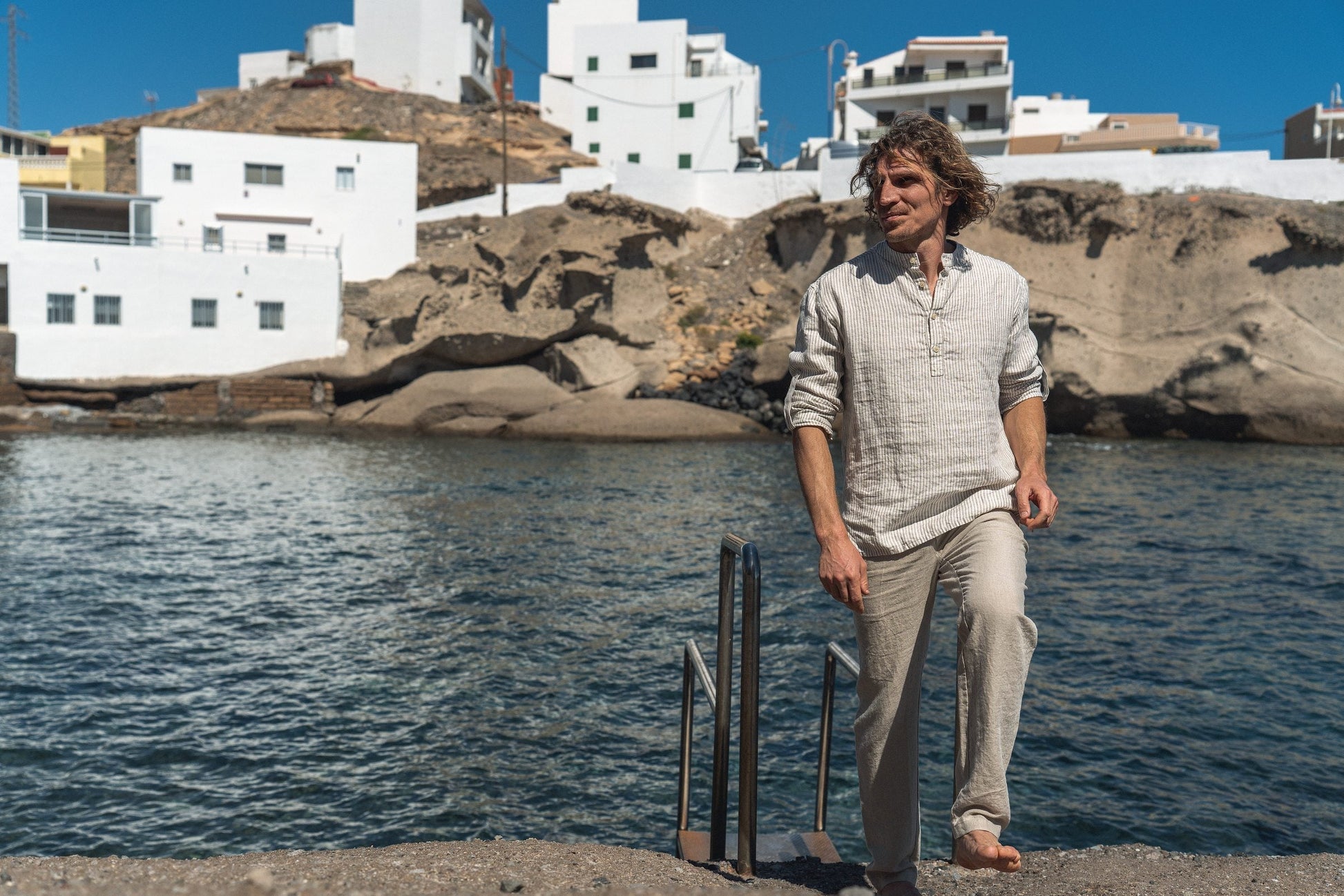 Striped Summer Style: Men's Casual Linen Shirt with Rolled-Up Long Sleeves Sewing Fiesta