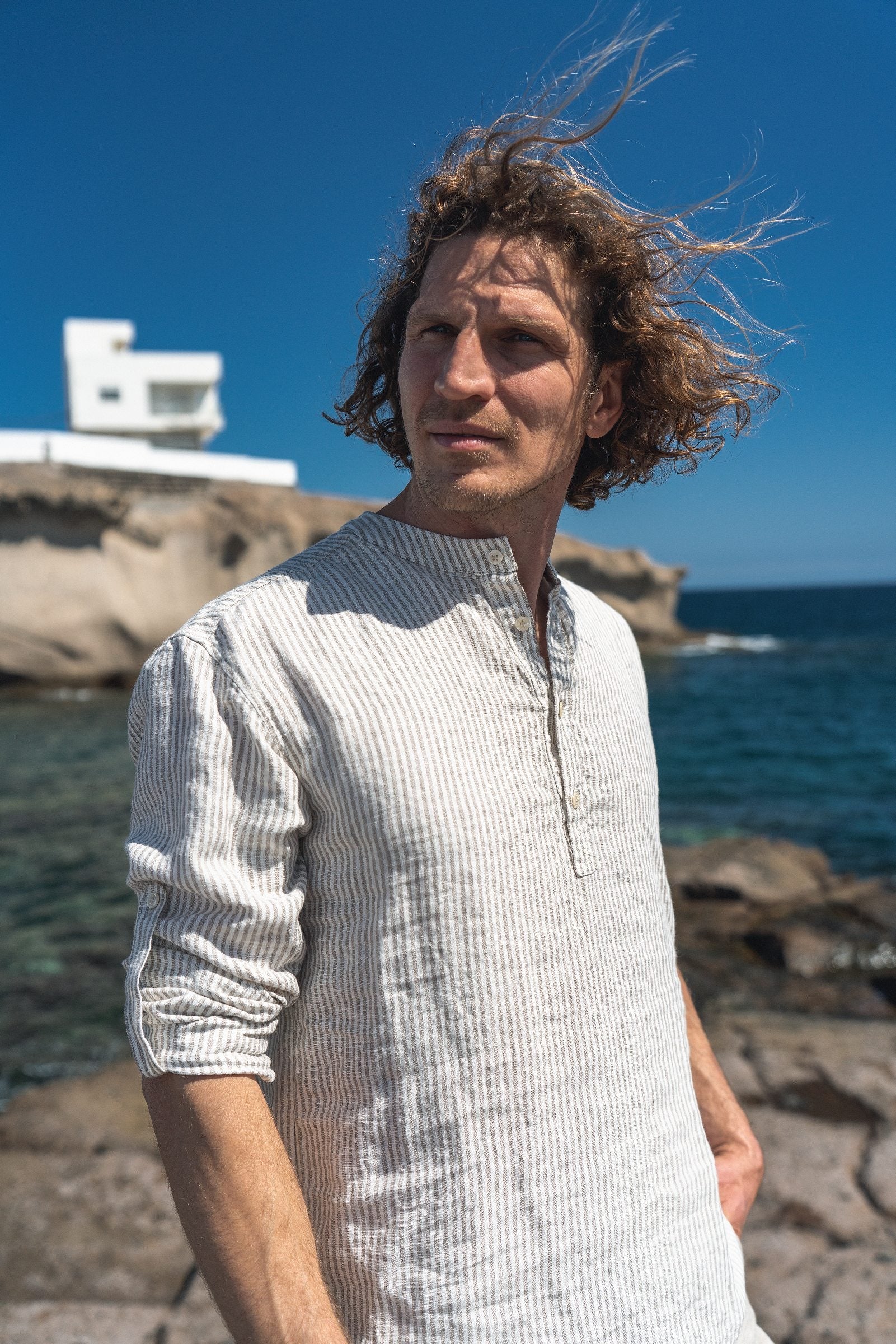 Striped Summer Style: Men's Casual Linen Shirt with Rolled-Up Long Sleeves Sewing Fiesta