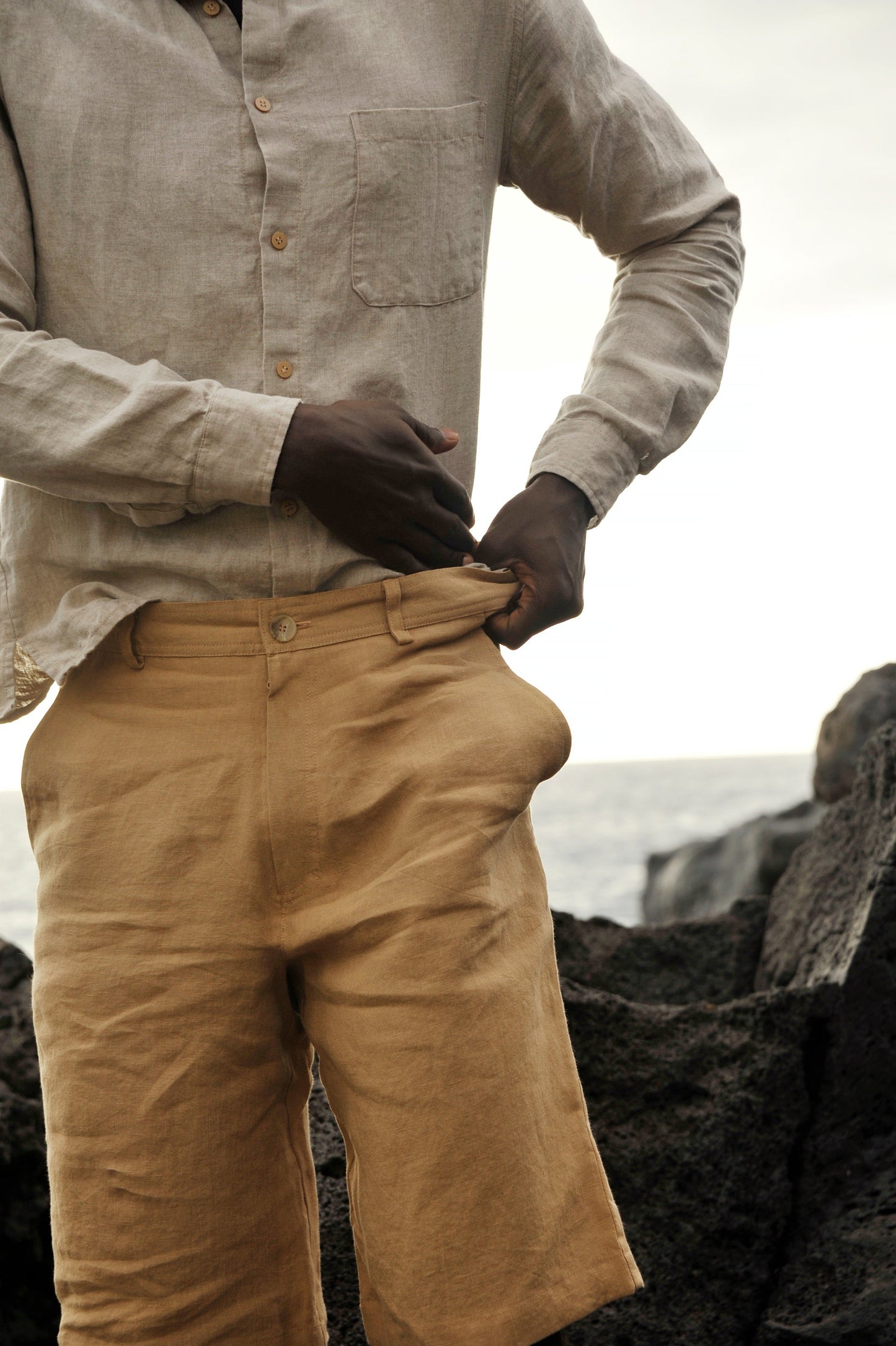Men's Linen Shorts with Pockets
