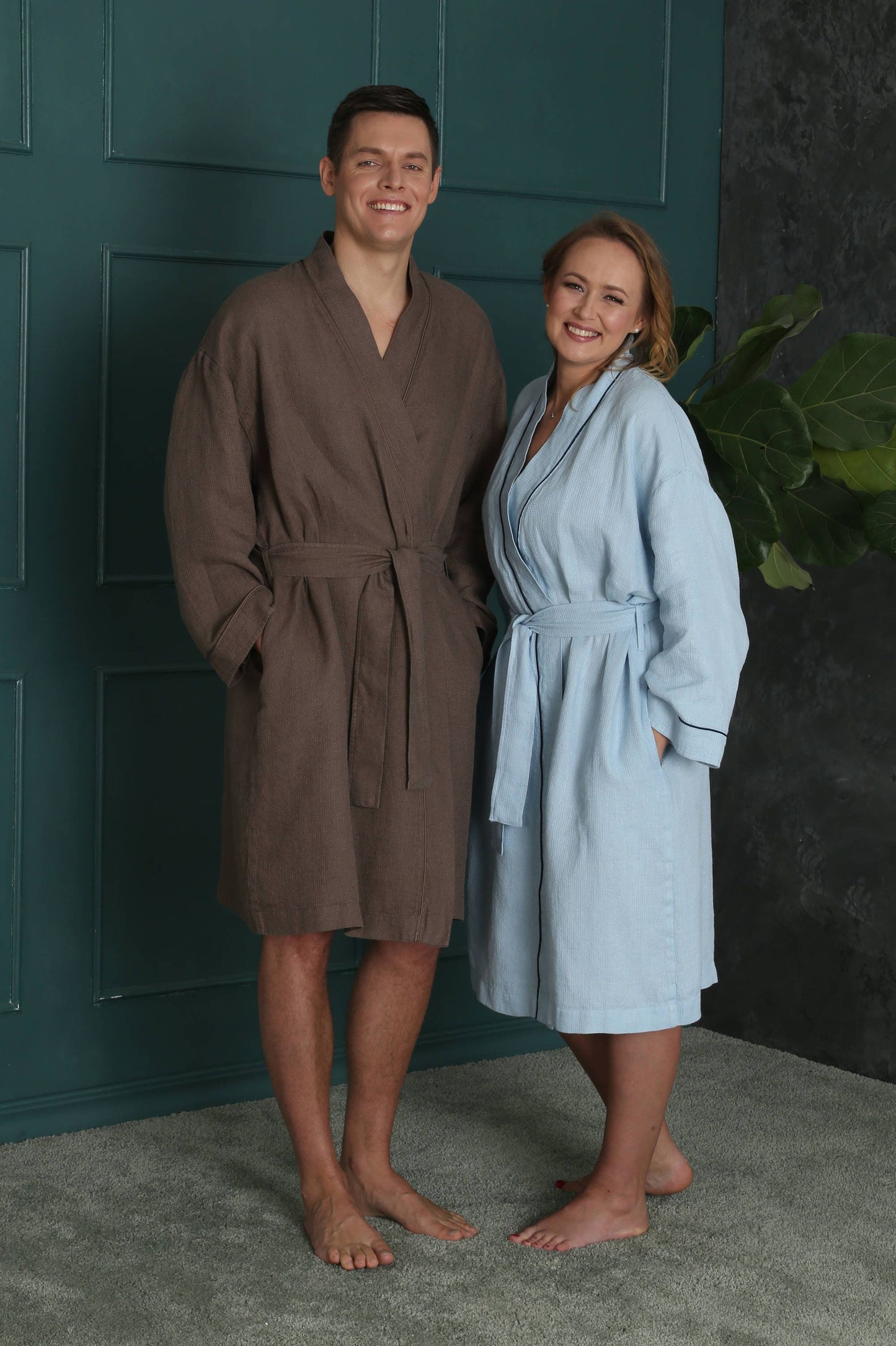 Small Waffle Men Bathrobe Brown