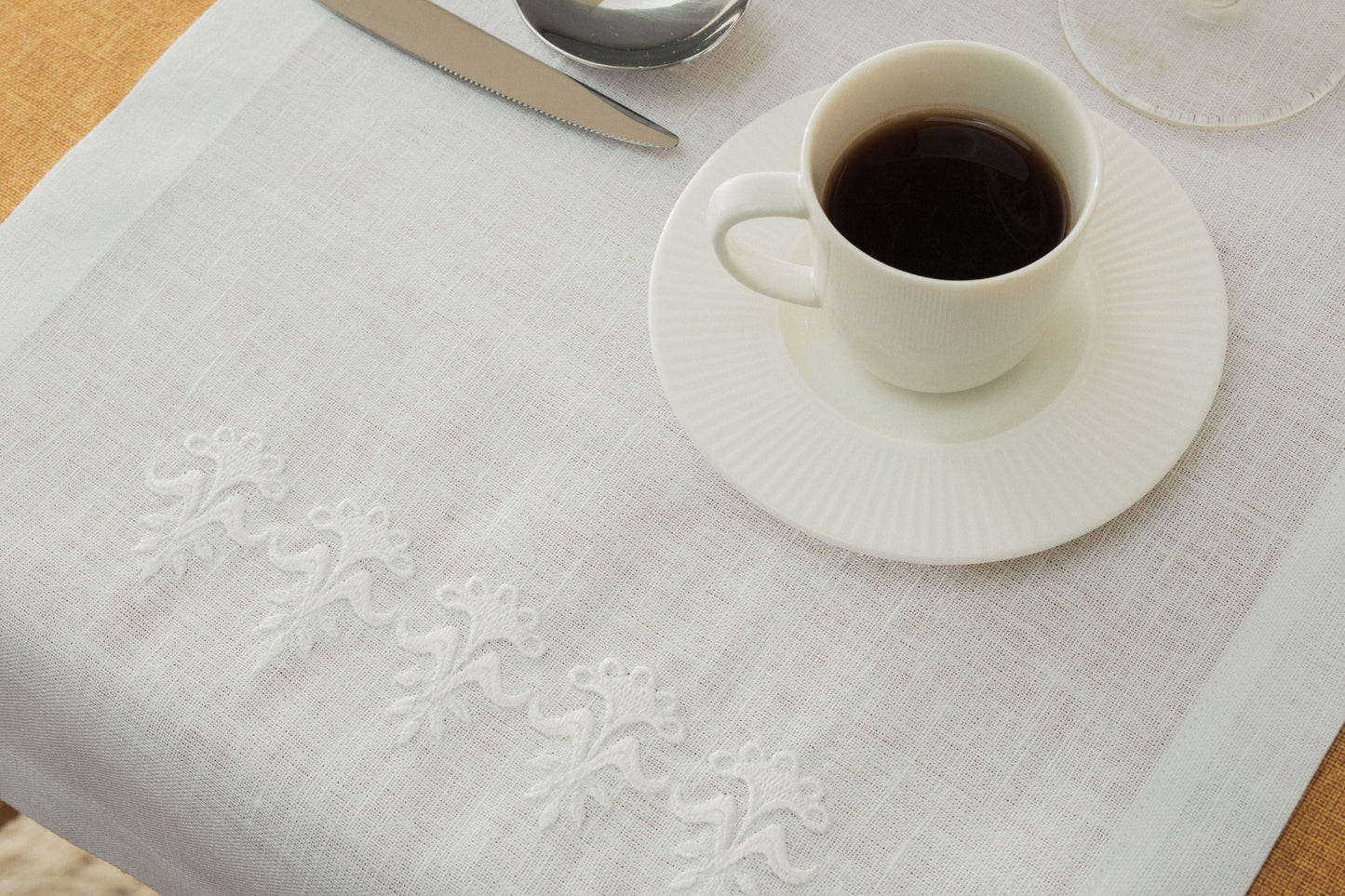 Table Runner Embroidered White