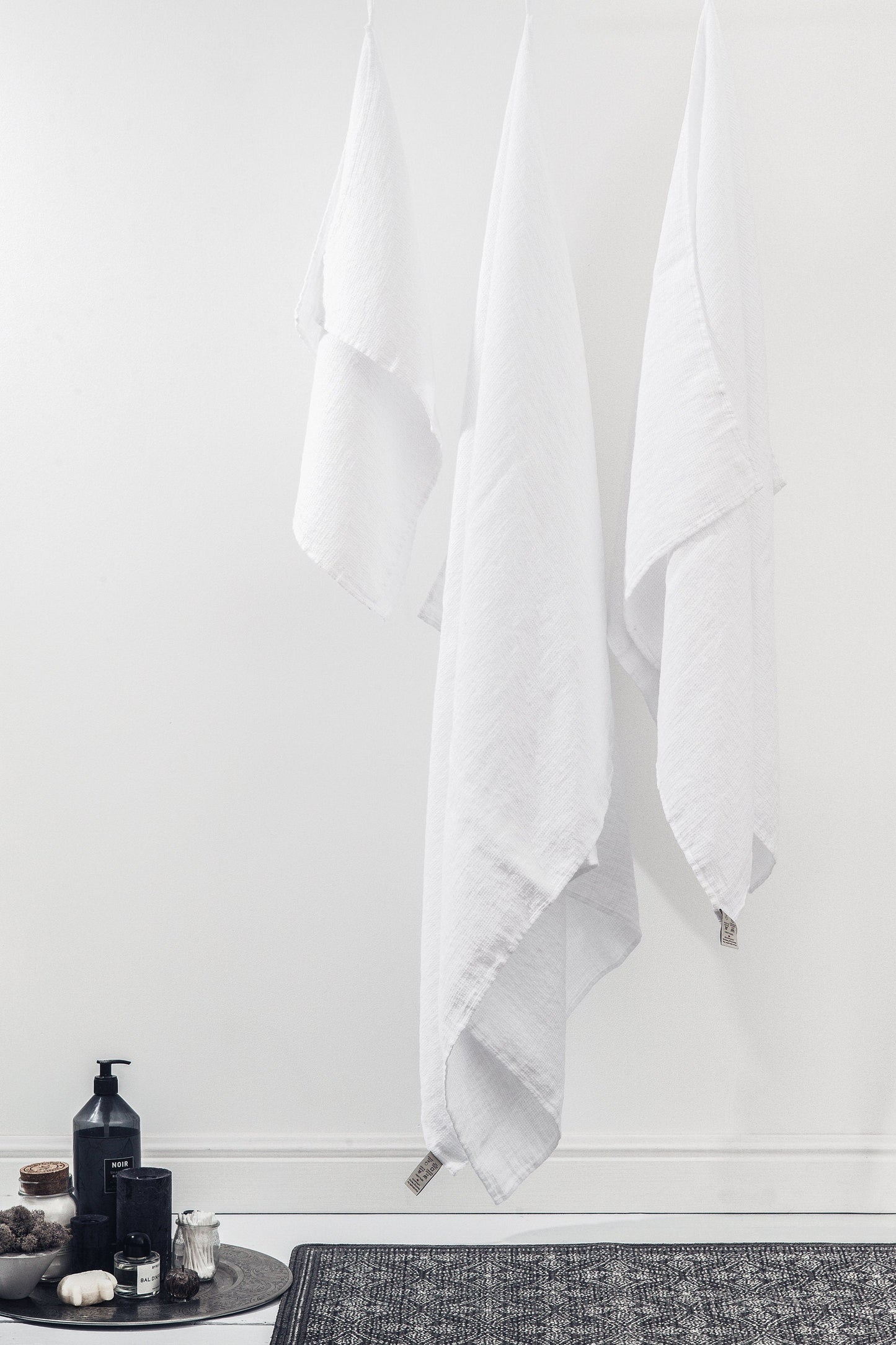 Linen Waffle Travel Towel White